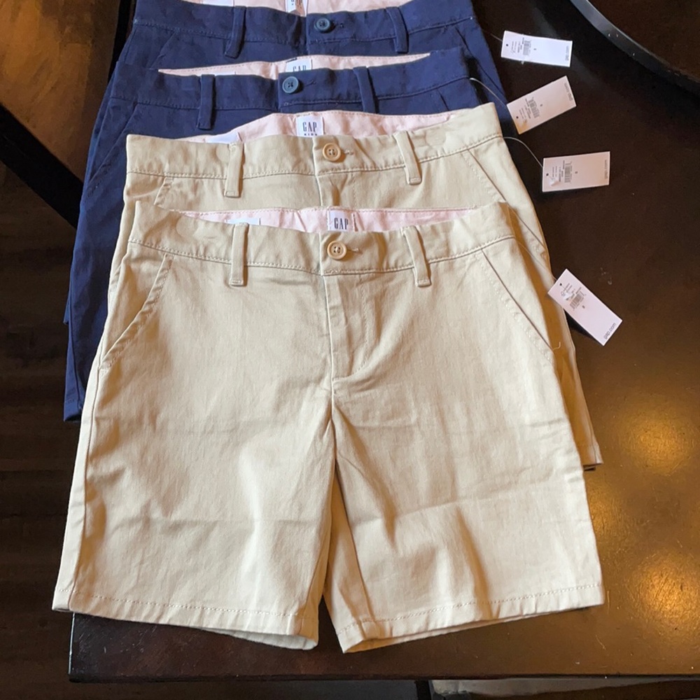 NWT Girls Gap uniform shirts size 8 (4 pairs)